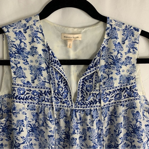 Rebecca Taylor Aimee Floral Blue & White Silk Sleeveless Blouse, size 0 - Picture 4 of 9